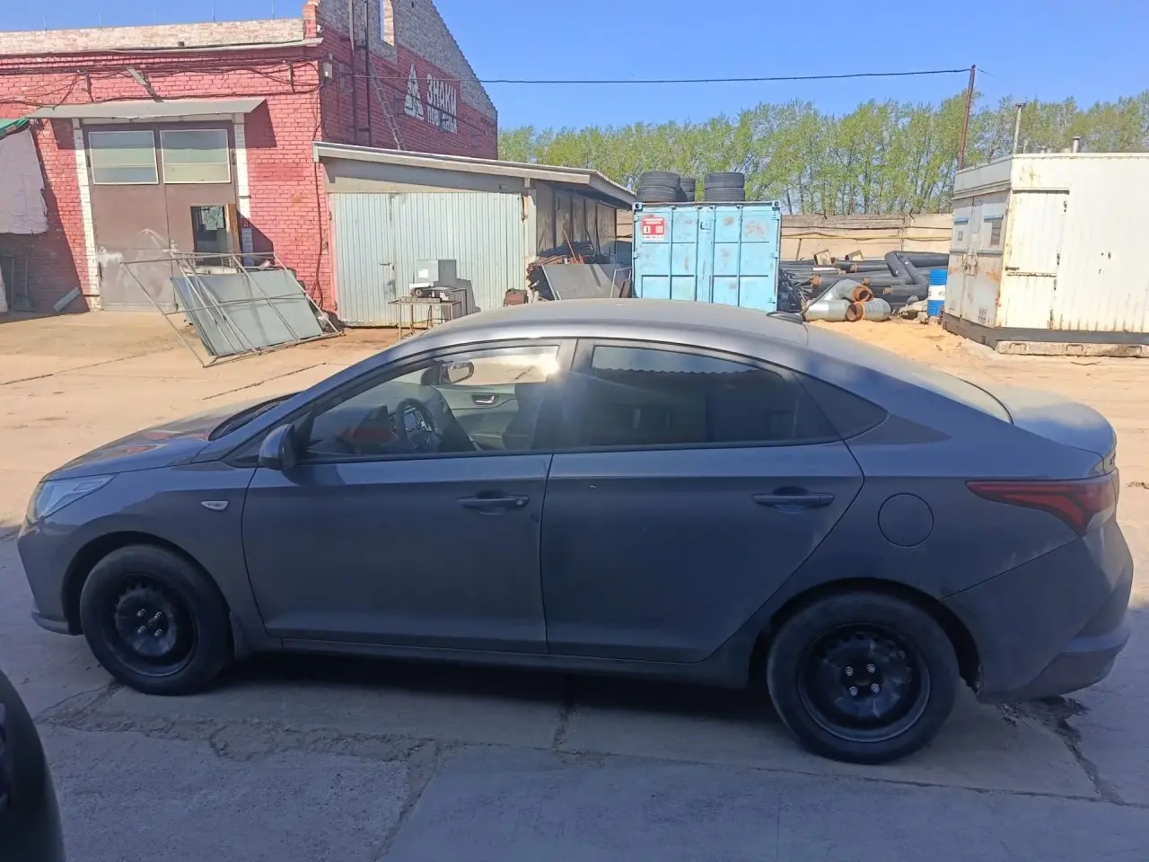 АМТС Hyundai Solaris, 2022 г.в., г/н М318ЕО21, VIN Z94K241CANR338976, цвет серый