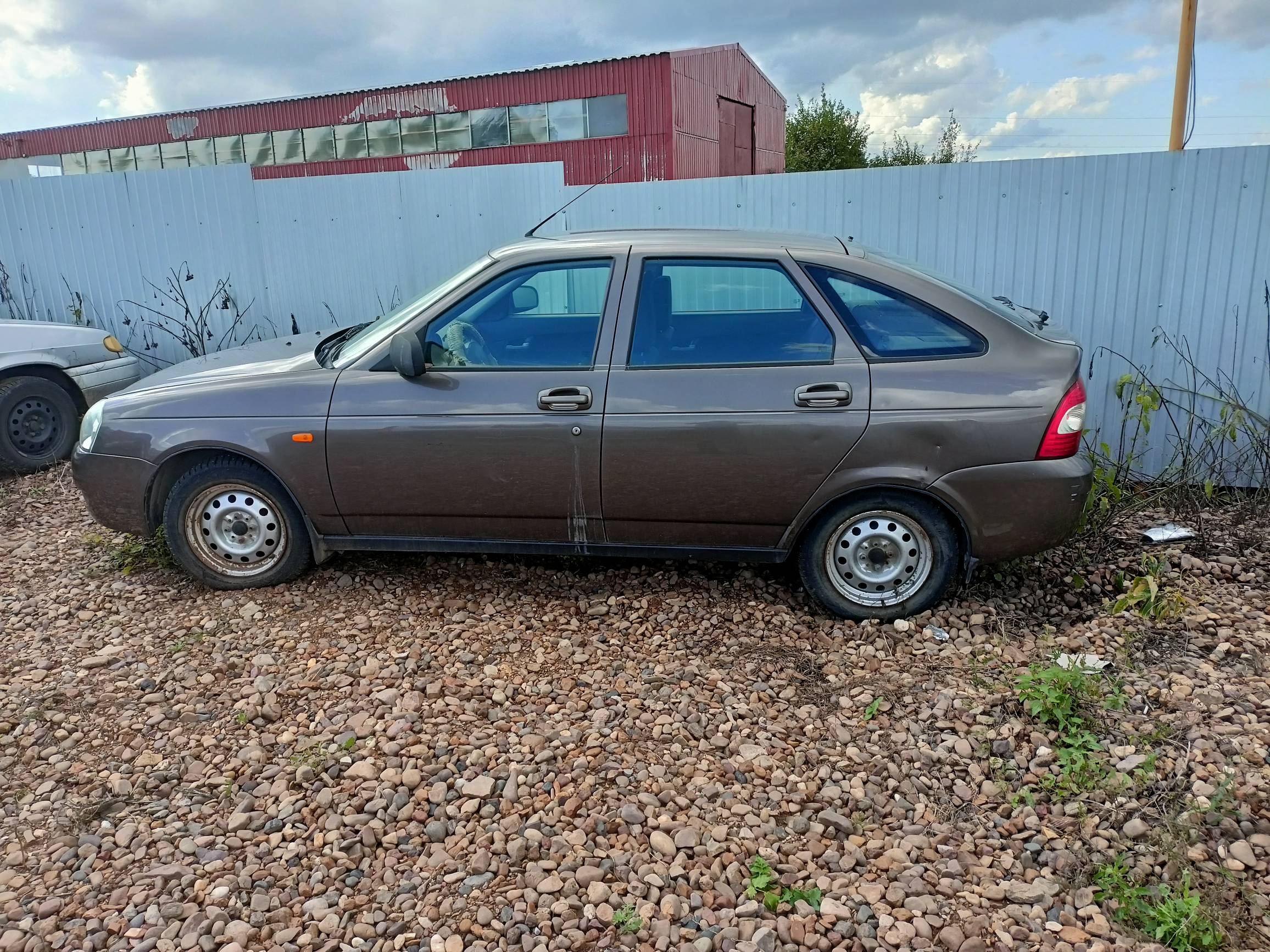 Автомобиль марки Лада Приора, модели 217220, г/н О989ТЕ102, vin XTA217220D0239581