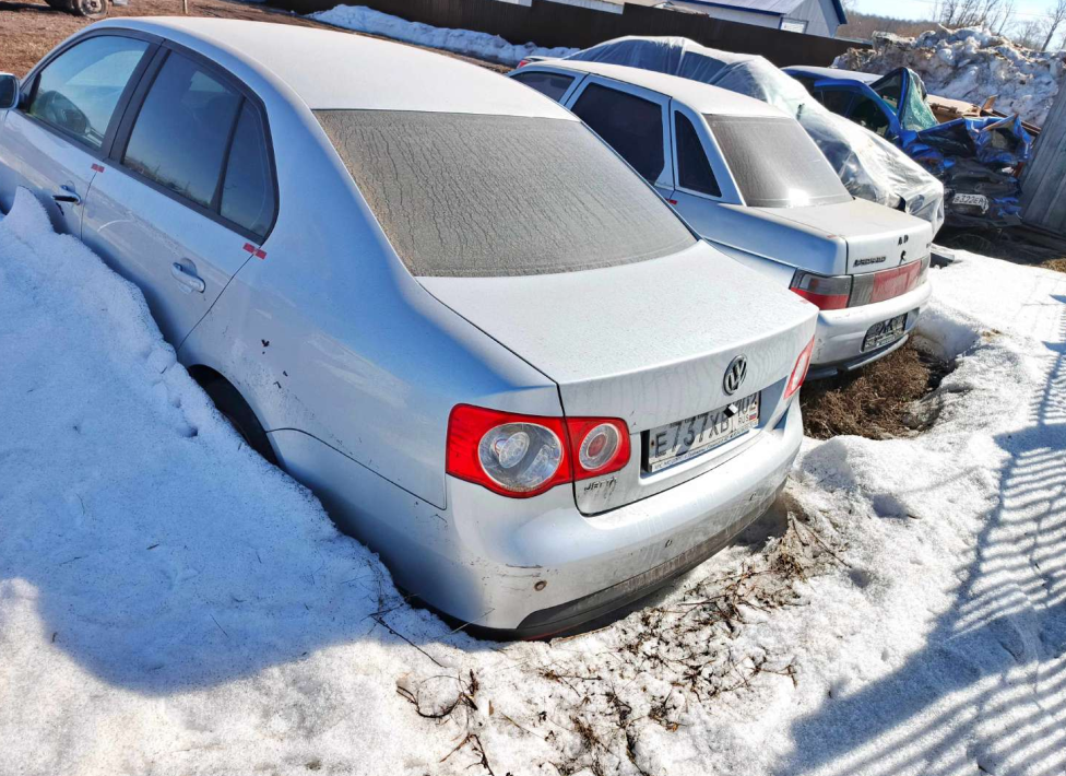 Автомобиль марки VOLKSWAGEN JETTA гос. рег знак Е737ХВ102VIN: WVWZZZ1KZ8M140464