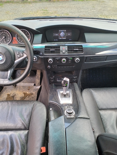 Автомобиль марки BMW модель 530i xDrive, тип легковой седан