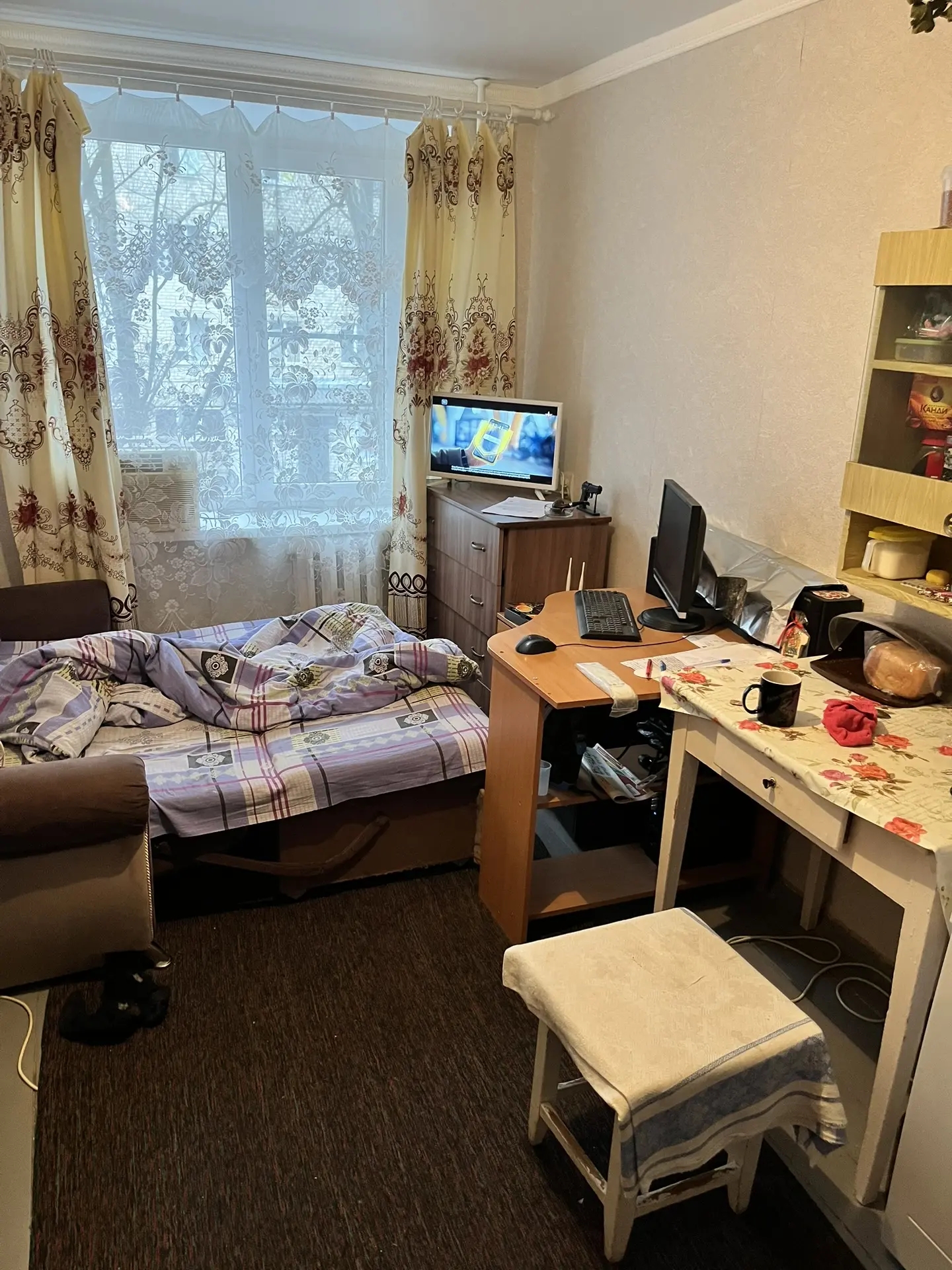 жилое помещение, вид объекта недвижимости: помещение, назначение: жилое, площадь 11,6 кв.м, этаж № 02, кадастровый номер 26:06:130508:1965, ограничение прав и обременение объекта: запрещение регистрации, адрес: Ставропольский край, Изобильненский район, п. Солнечнодольск, ул. Молодежная, д. 3, кв. 74