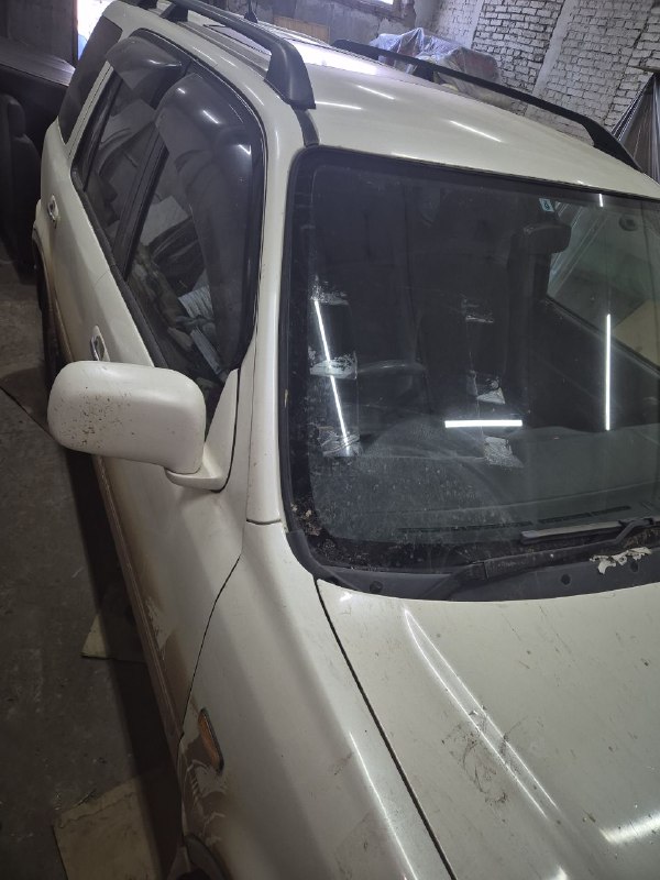Автомобиль HONDA CR-V, г/н Х238АО124, 2000 г.в., кузов № RD1-5304778, двигатель № 7156115, цвет белый. Рабочее состояние, и комплектность автомобиля не проверялось. Находится в г. Канск, данное имущество обращено в доход государства (Документы, ключи отсутствуют) (2386/25)