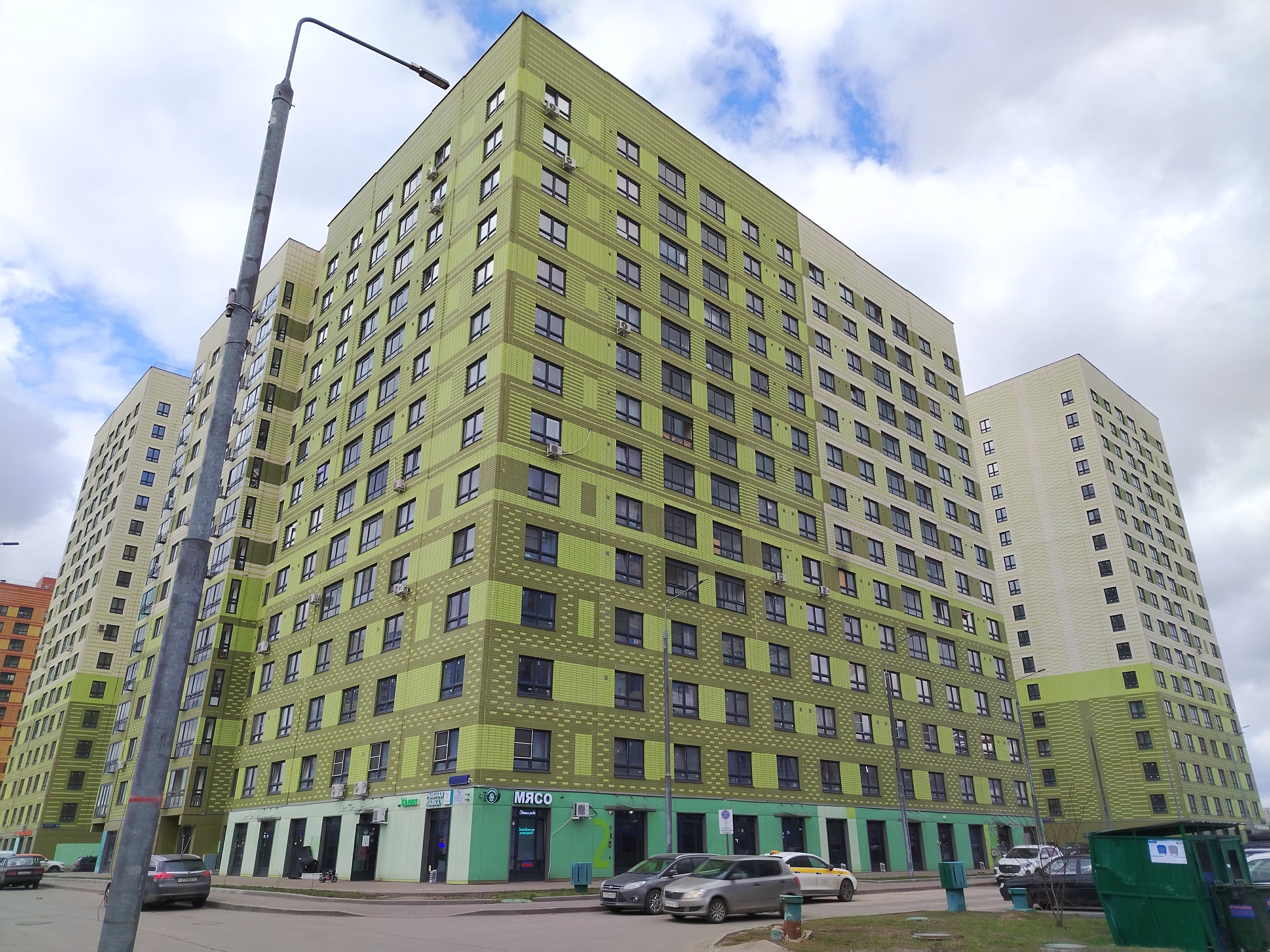Продажа имущества, находящегося в собственности города Москвы, жилое помещение по адресу: г. Москва, ул. Маресьева, д. 12 к. 5, кв. 3, общей площадью 99,4 кв.м, (Этаж № 02), кадастровый номер: 77:16:0010105:32925.