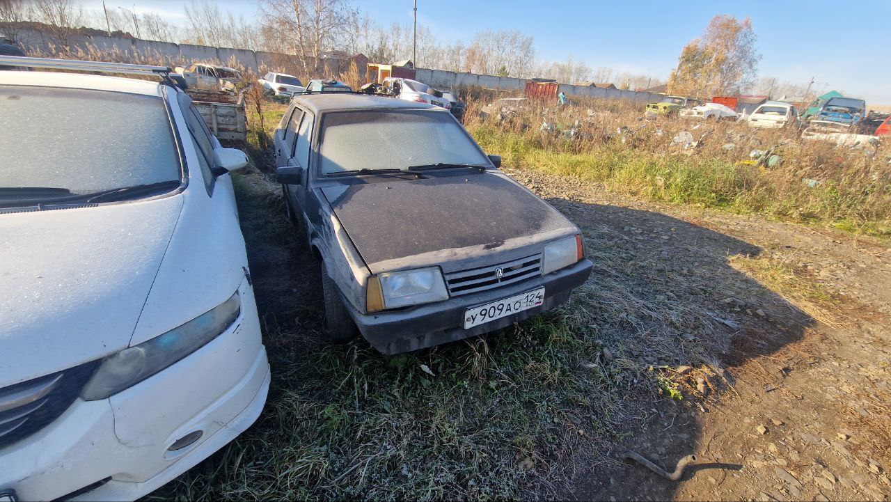 Автомобиль ВАЗ 21093, г/н У909АО124, 2004г.в., VIN XTA21093043670874 комплектность и состояние не проверялась, данное имущество обращено в доход государства, (Документы отсутствуют) Находится в Емельяновском районе