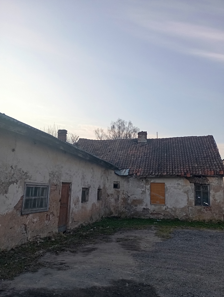 Нежилое здание дом, общей площадью 125,2 кв.м., место расположения: Калининградская обл., г. Нестеров, ул. Московская, д. 3А,  КН 39:08:010001:486