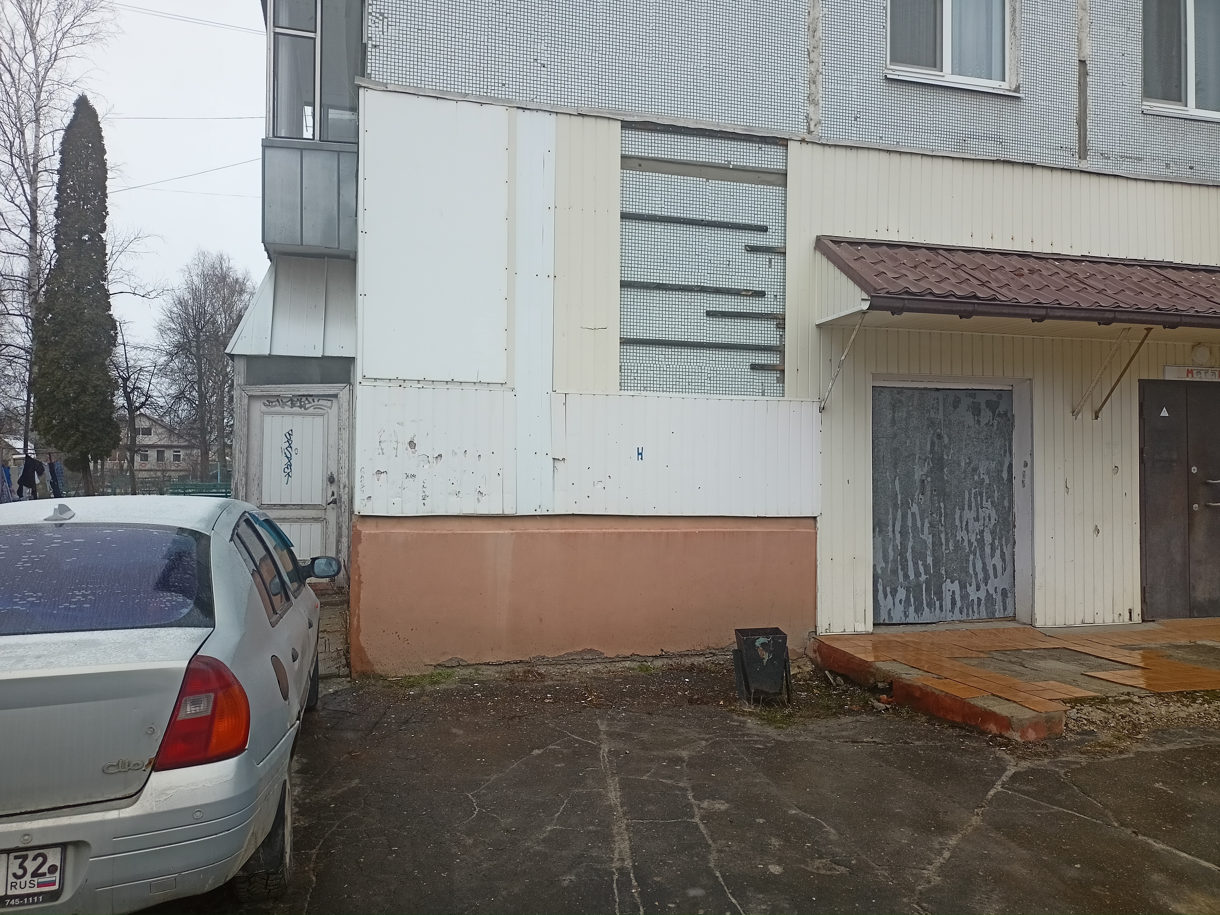 нежилое помещение, общая площадь 50,5 кв.м., этаж 1, кадастровый номер: 32:10:0360327:587, адрес (местонахождение) объекта: Брянская область, Карачевский район, г. Карачев, ул. Дзержинского, д. 10