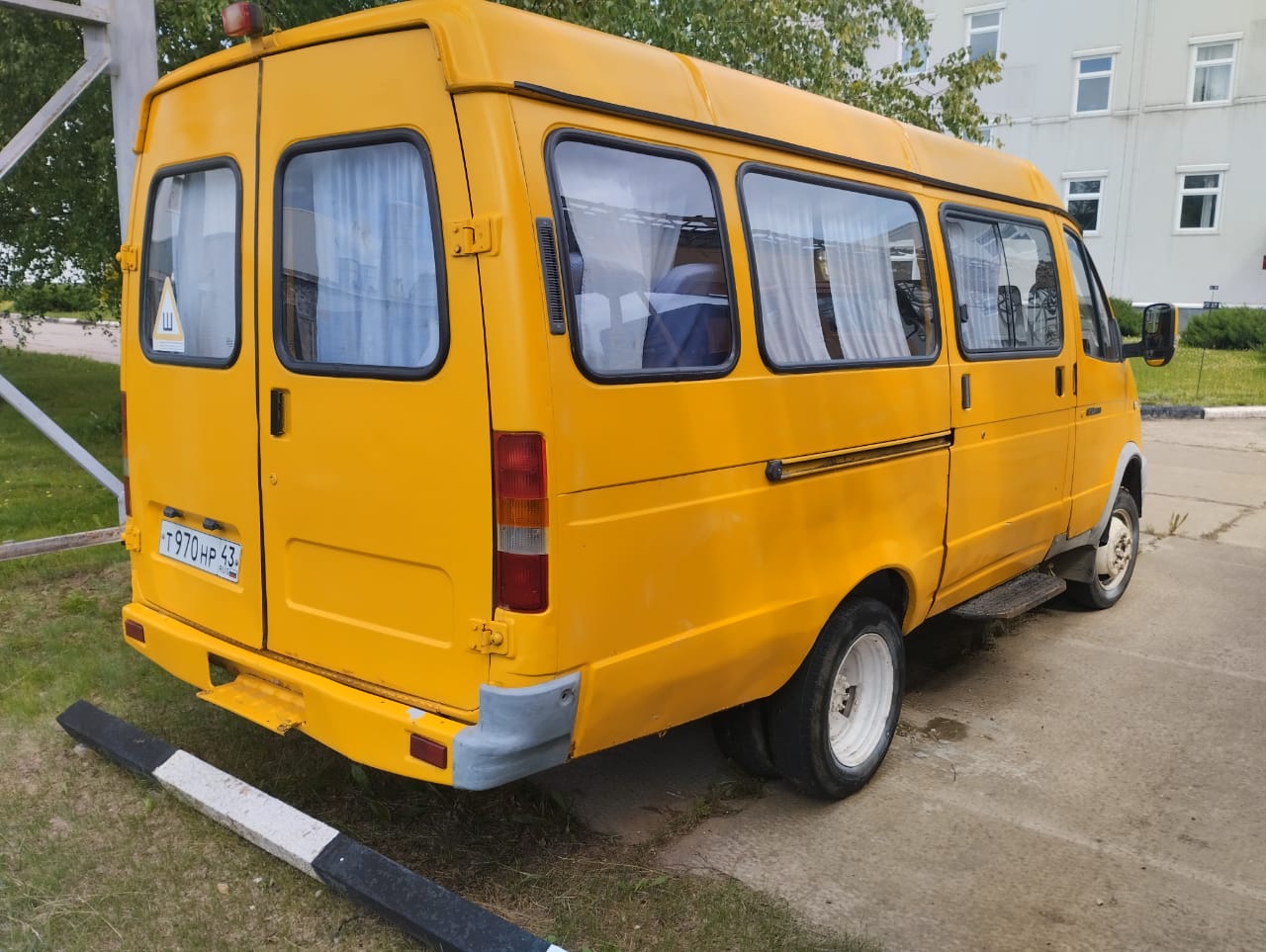 Автобус ГАЗ-322132