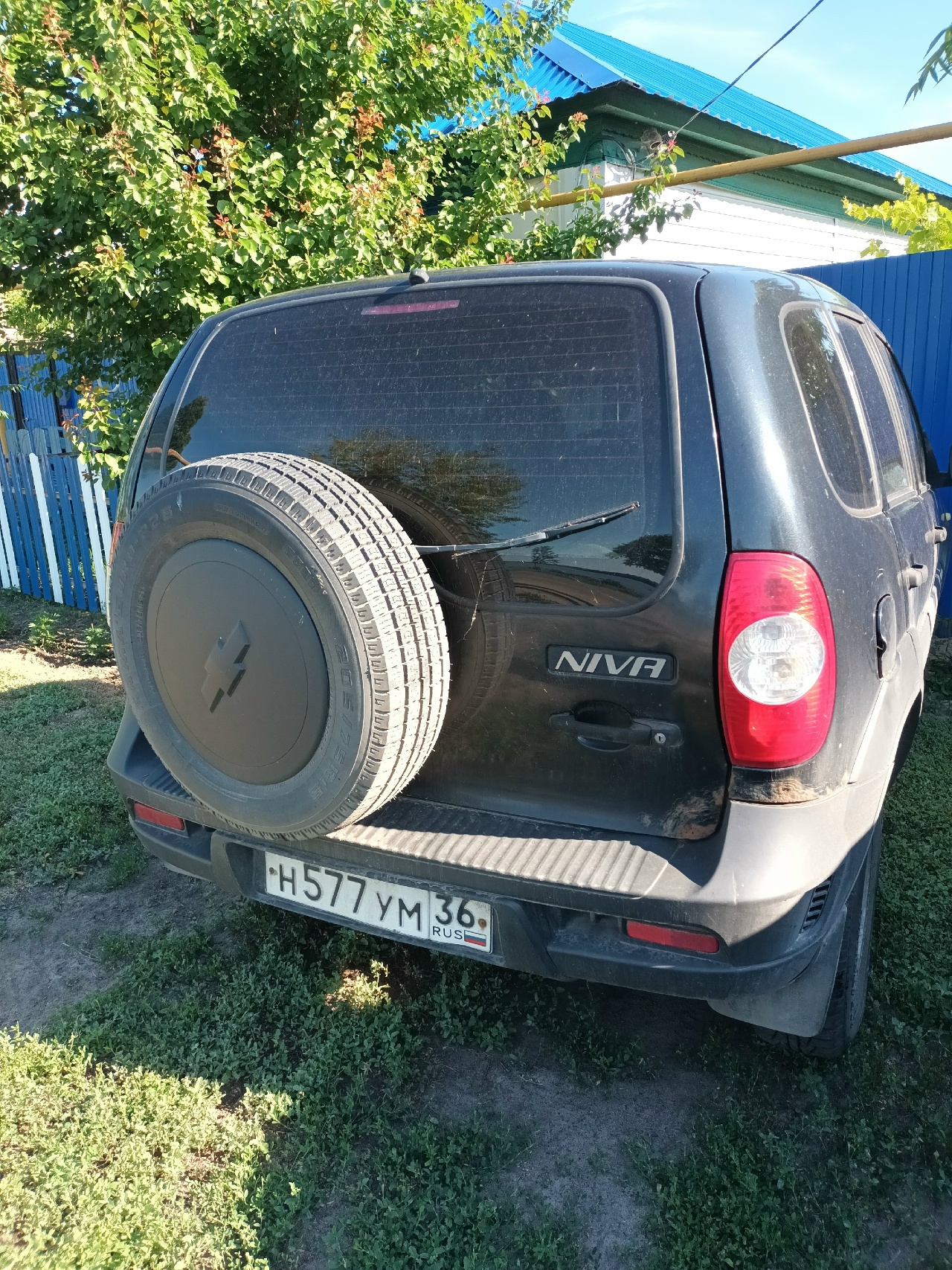 автомобиль легковой (универсал) Шевроле Нива