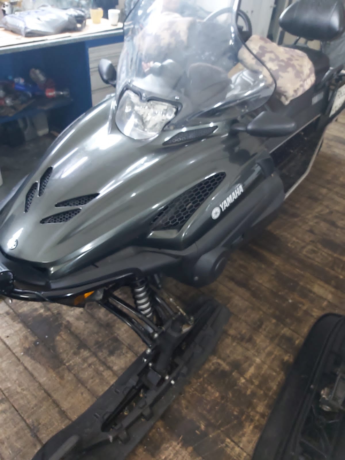Снегоход Yamaha VK10D, инвентарный номер: 153400385, идентификационный номер (VIN) JYE8JE004DA000946, регистрационный знак: 89НМ9632.