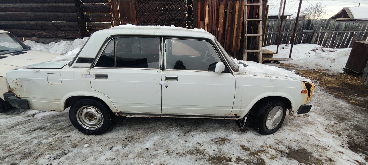 Автомобиль ВАЗ 21053, г/н О844НК24 (отсутствует), 1992г.в., VIN XTA210530N1308602. Рабочее состояние, и комплектность автомобиля не проверялось. Находится в Ермаковском районе, данное имущество обращено в доход государства (Документы, ключи отсутствуют) (2347/25)