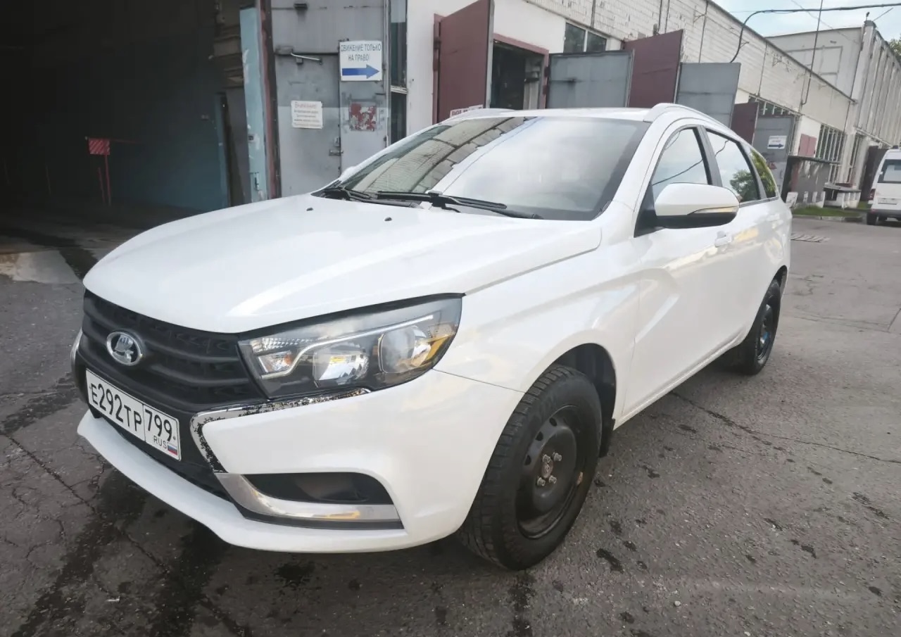 Продажа транспортного средства Легковые автомобили LADA VESTA (VIN) XTAGFK110LY403803