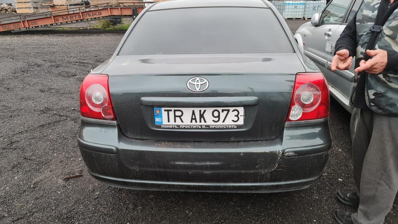 Автомобиль TOYOTA AVENSIS (годный остаток)