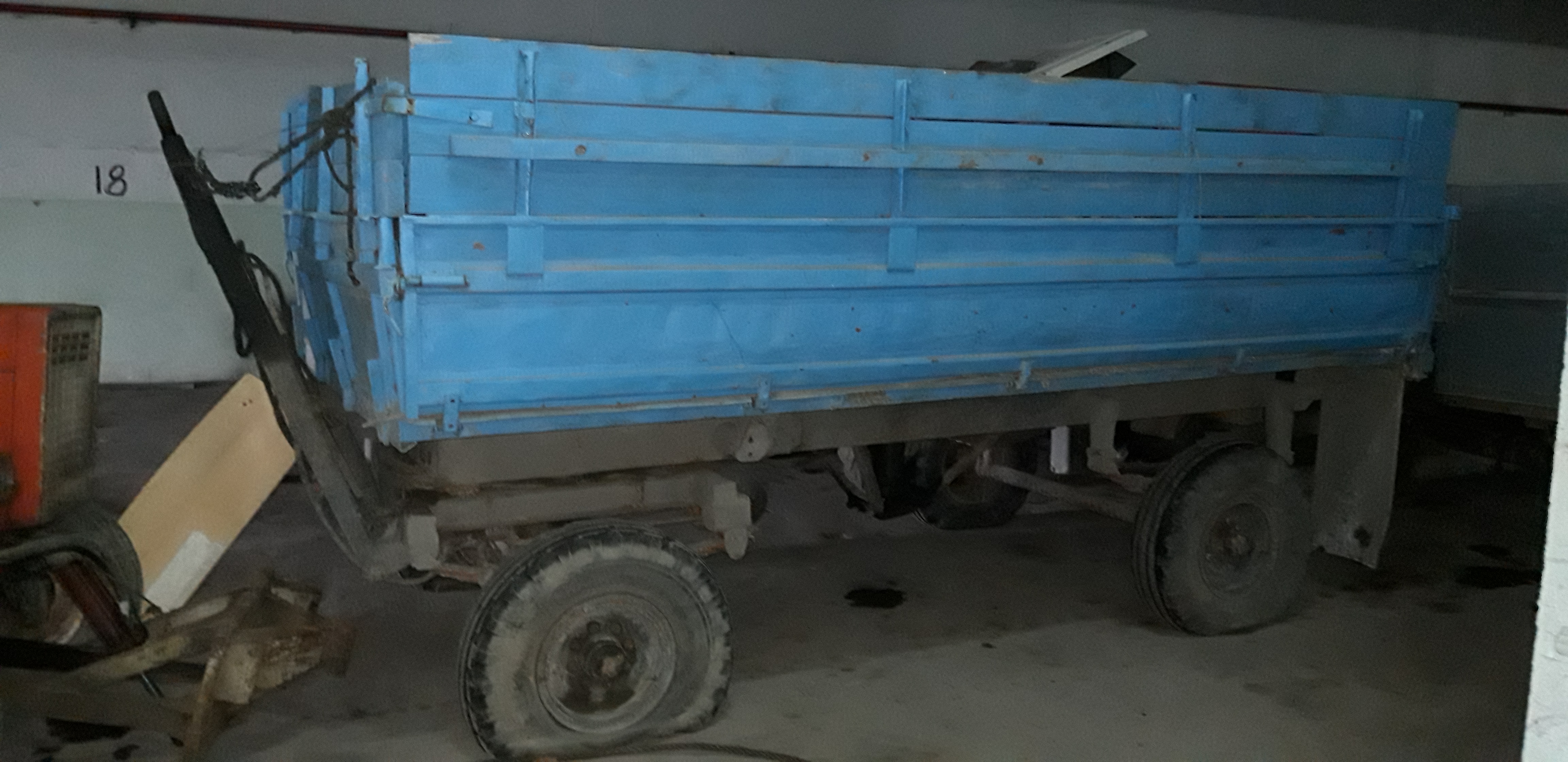 Прицеп тракторный самосвальный 2ПТС-4 мод. 887Б (Заводской № машины 466, год выпуска 2004, цвет синий, паспорт самоходной машины и других видов техники ВВ385540)