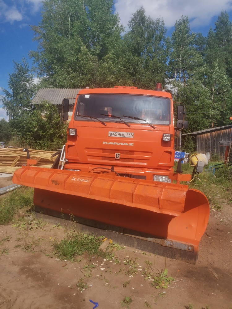 Машина дорожная комбинированная ЭД405 КАМАЗ 65115-А4