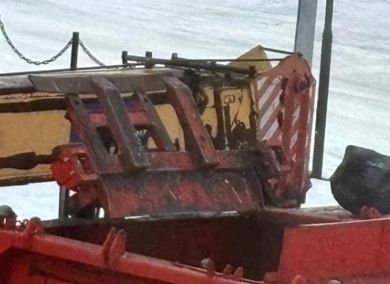 Захват универсальный со стрелой на мусоровоз КО-440-5, реестровый номер № 0947-5295, местонахождение: Ямало-Ненецкий автономный округ, Тазовский район