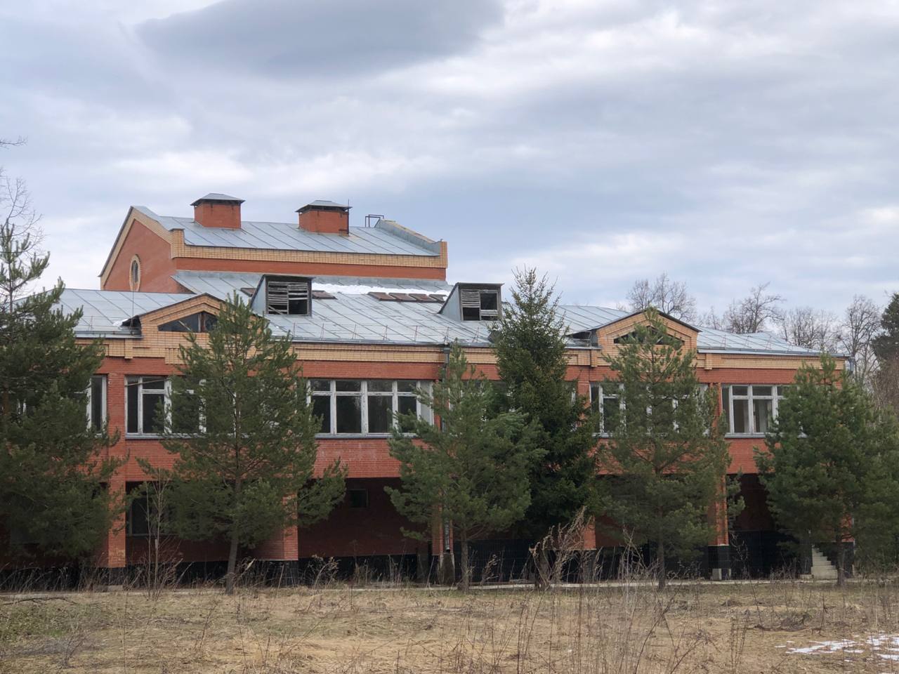 Аукцион по продаже имущественного комплекса по адресу: Московская область, сельское поселение Ершовское, в районе деревни Анашкино, ДОЛ им. Гайдара
