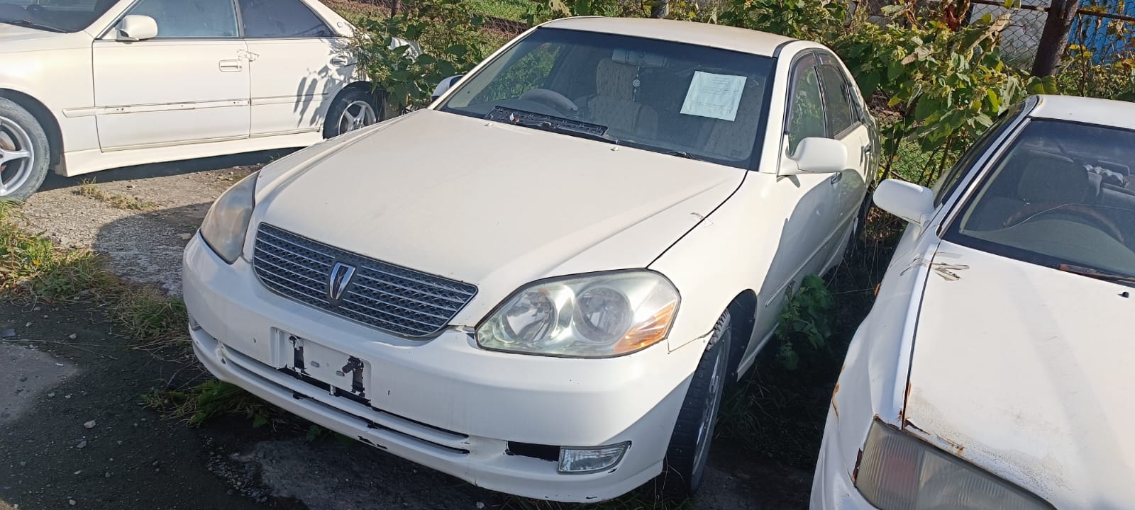 Автомобиль марки “Toyota Mark 2” государственный номер В 609 ТК 65