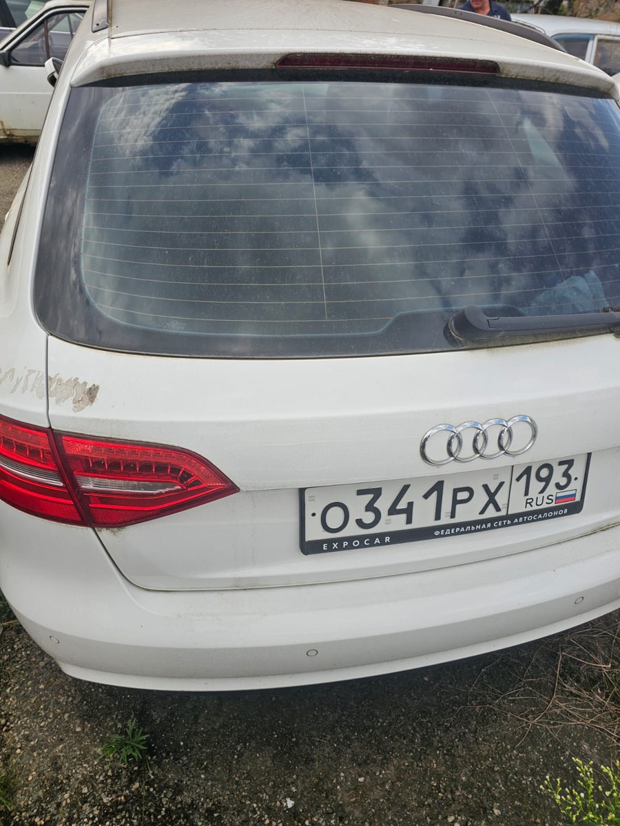 Автомобиль марки Ауди 4, VIN WAUZZZ8KDA0677737, г.в 2012. Документы отсутствуют.