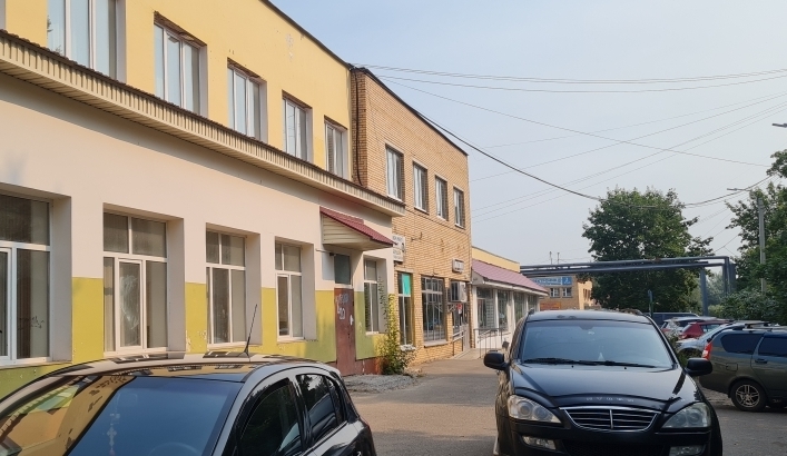 Право заключения договора купли-продажи нежилого здание с кадастровым номером 50:05:0020505:88, площадью 1750,2 кв. м, расположенное по адресу: Московская область, Сергиево- Посадский р-н, с. Шеметово, мкр. Новый, д. 32, на земельном участке с кадастровым номером 50:05:0020506:1296, площадью 1889 кв. м, по адресу: Московская область, Сергиево-Посадский р-н, с. Шеметово, п. Новый