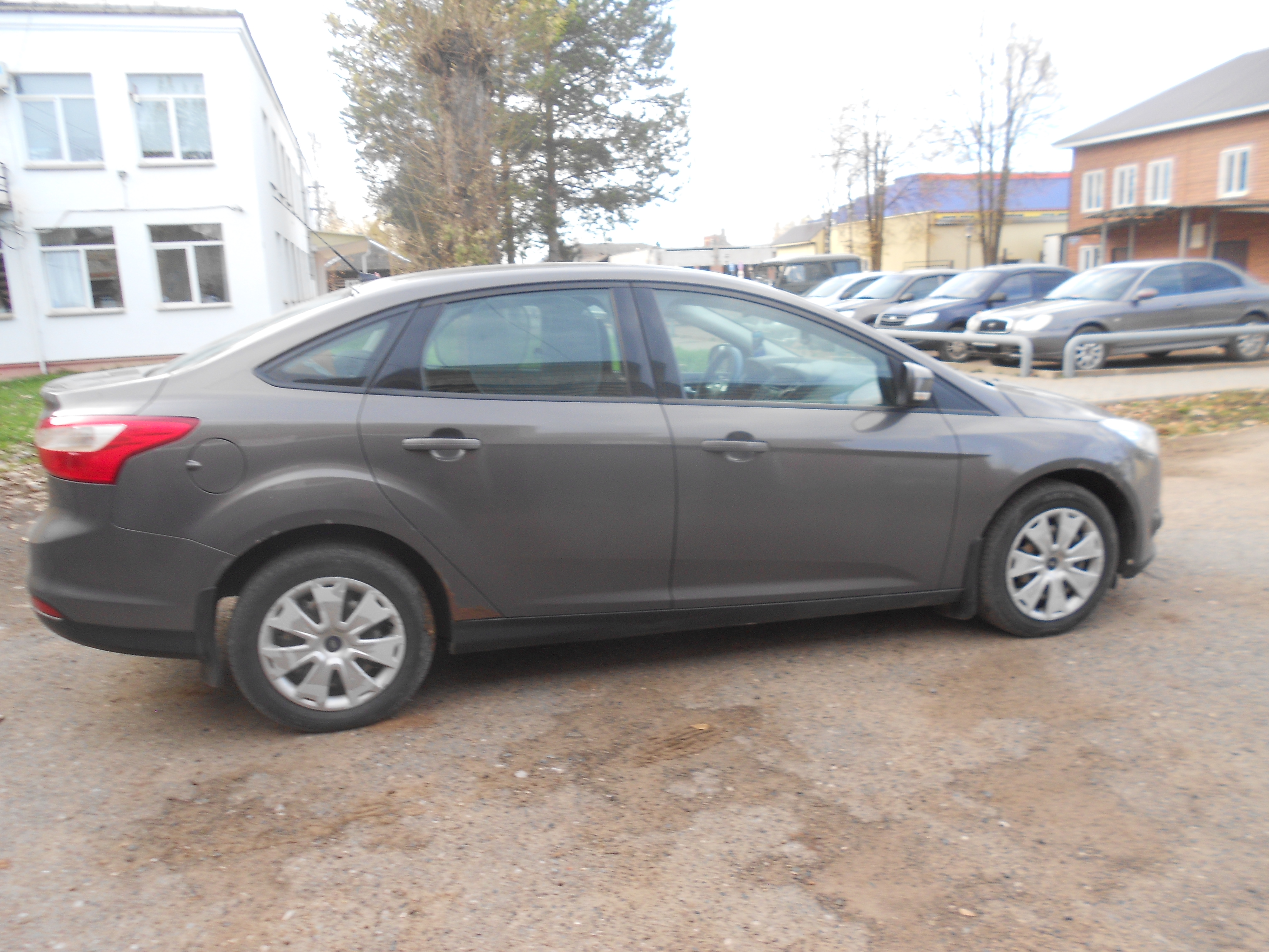 Легковой автомобиль: FordFocus