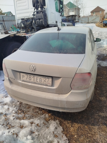 Автомобиль Volkswagen Polo, легковой седан, 2019 года выпуска.