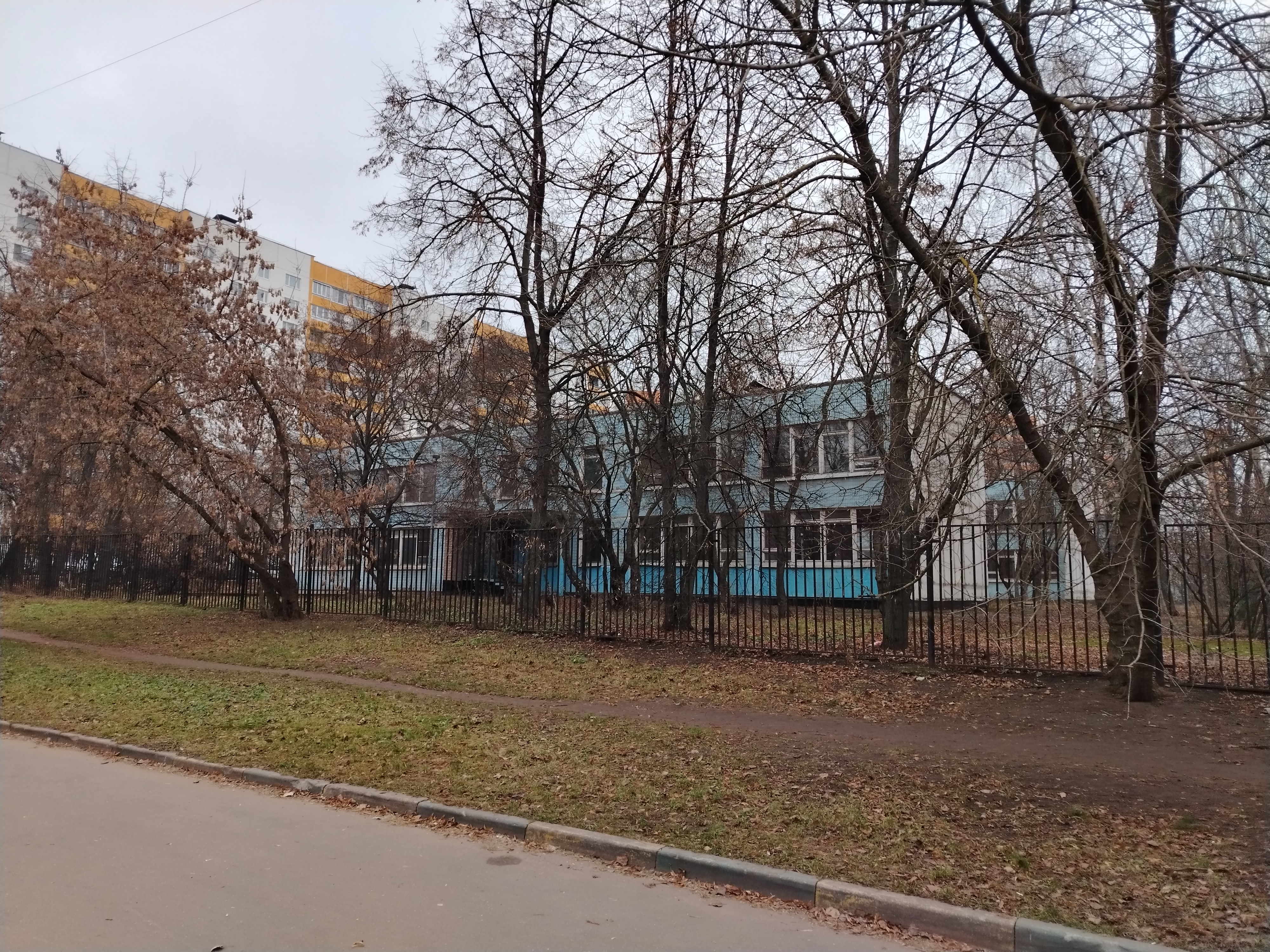 Аукцион в электронной форме на право заключения договора аренды имущества, находящегося в имущественной казне города Москвы, нежилого здания по адресу: г. Москва, ул. Краснодарская, д. 61 площадью 2 851,6 кв.м, кадастровый номер: 77:04:0004012:1059 и земельного участка по адресу: г. Москва, ул. Краснодарская, земельный участок 61 площадью 9 682 кв.м, кадастровый номер: 77:04:0004012:20.