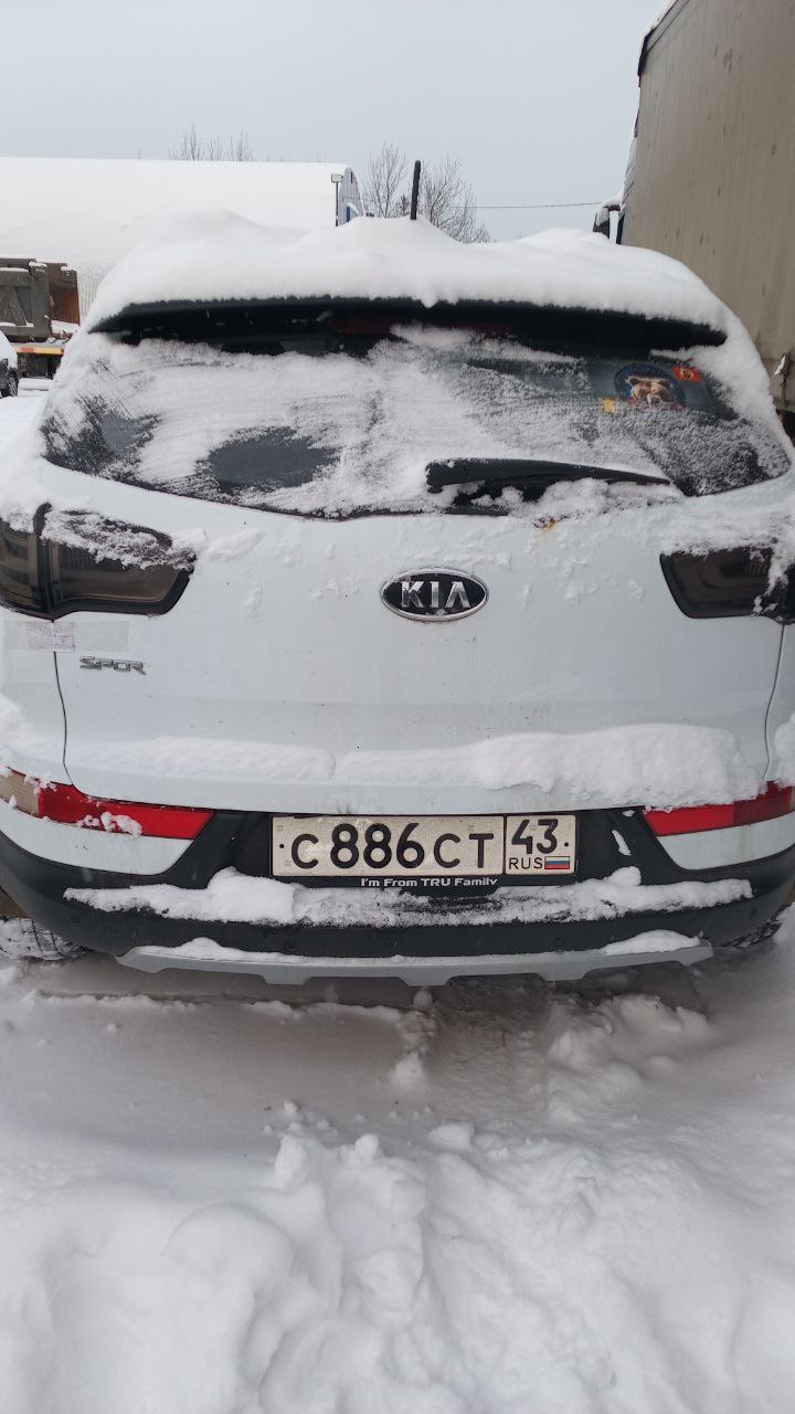 Легковой автомобиль KIA SLS (SPORTAGE SL SLS), 2011 г.в., г/н С886СТ43, 3, рабочее состояние не проверялось (Уведомление №3267 К от 26.11.2025 г.)
