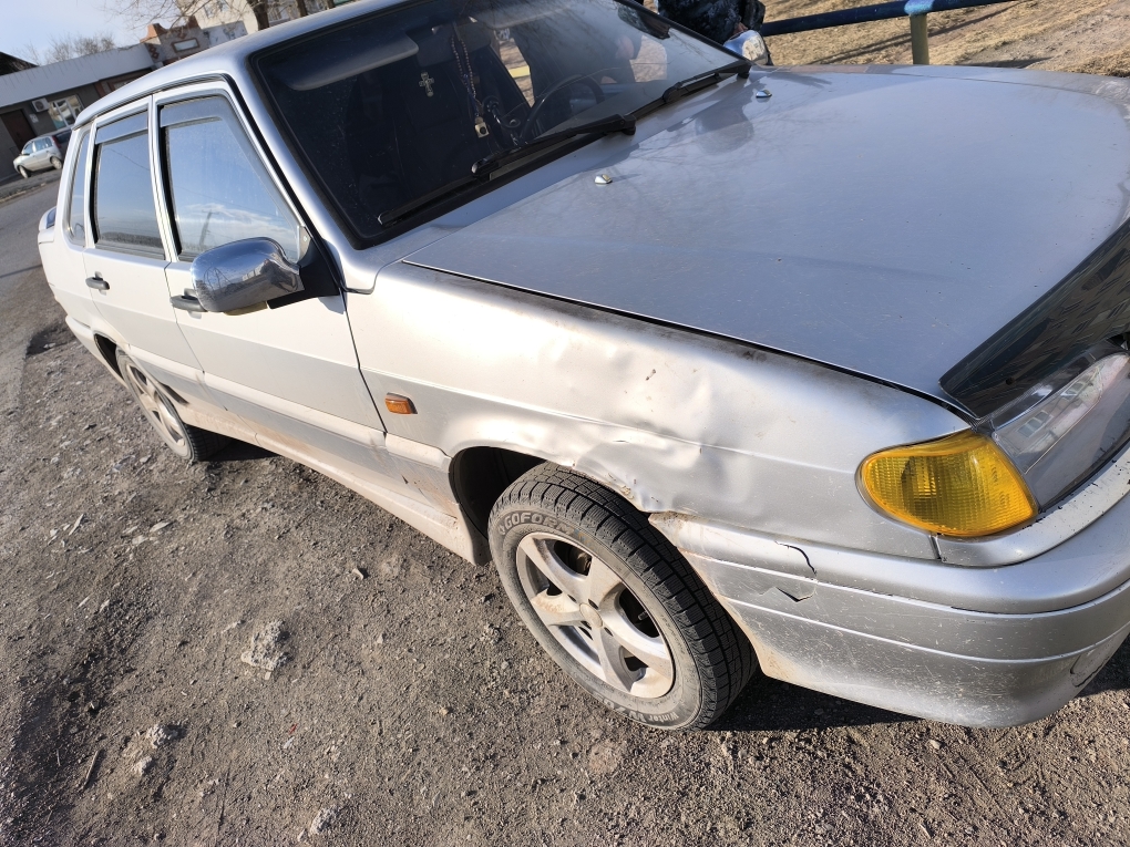 Лот №19 (повторные торги) Легковой автомобиль ВАЗ 21150, 2006 г.в., VIN ХТА21150064160293, цвет светло-серебристый. Рабочее состояние не проверялось. Должник Иордан А.В. Обременения: Залог, запреты судебного пристава исполнителя на рег. действия. Начальная цена продажи 91800,00 руб. Задаток 13770,00 руб. (пор. 041/Тд)