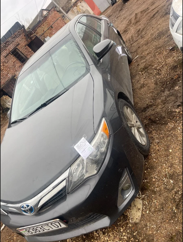 Автомобиль марки «TOYOTA CAMRY», VIN 4T1BD1FK1CU036400, регистрационный номер Республики Таджикистан 8383СТ07 и Ключ от автомобиля «TOYOTA CAMRY».