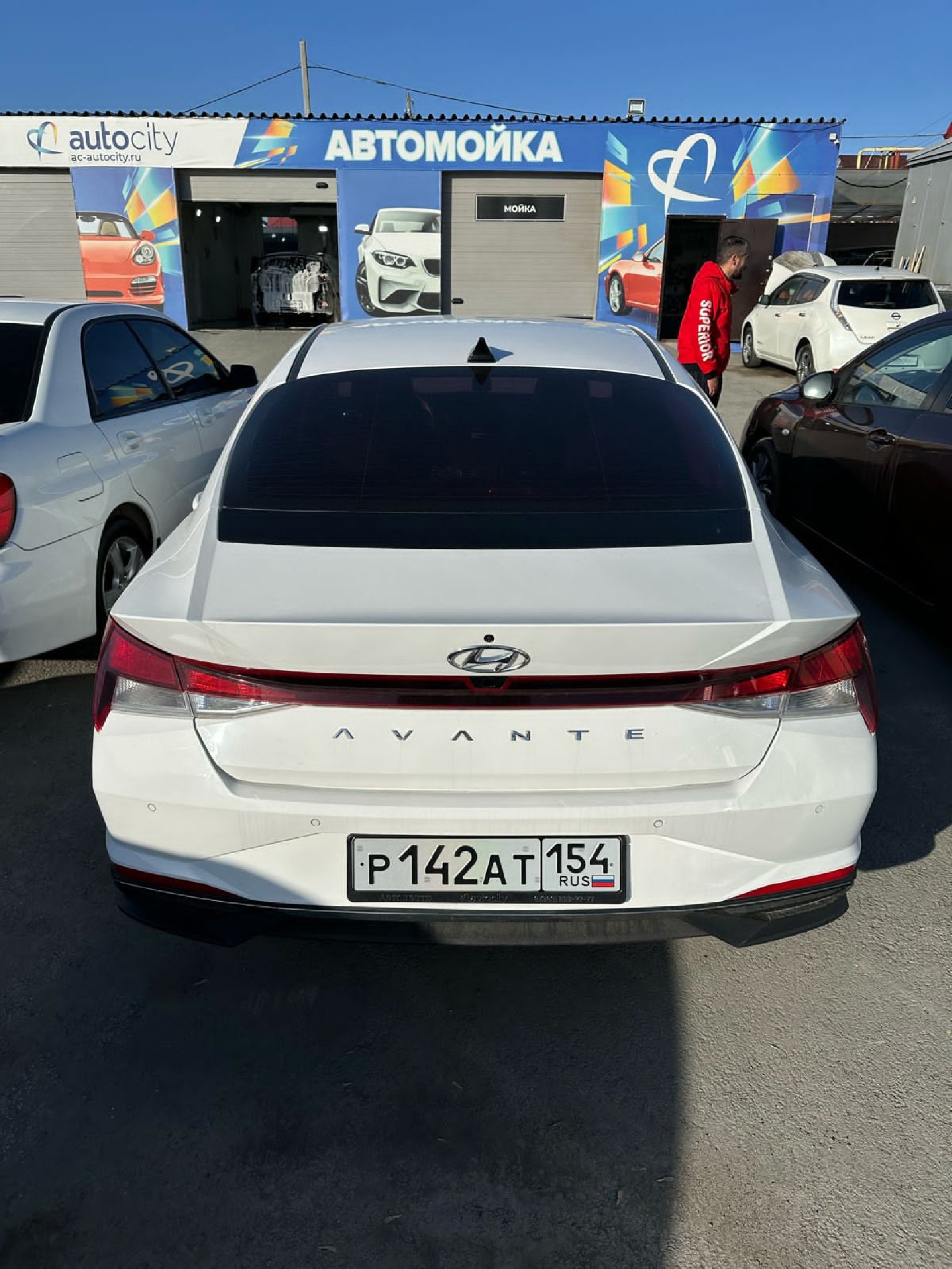 Легковой автомобиль HYUNDAI AVANTE, 2020 г.в., г/н: Р142АТ154, VIN: KMHLL41EEMU004355, белого цвета (залог)