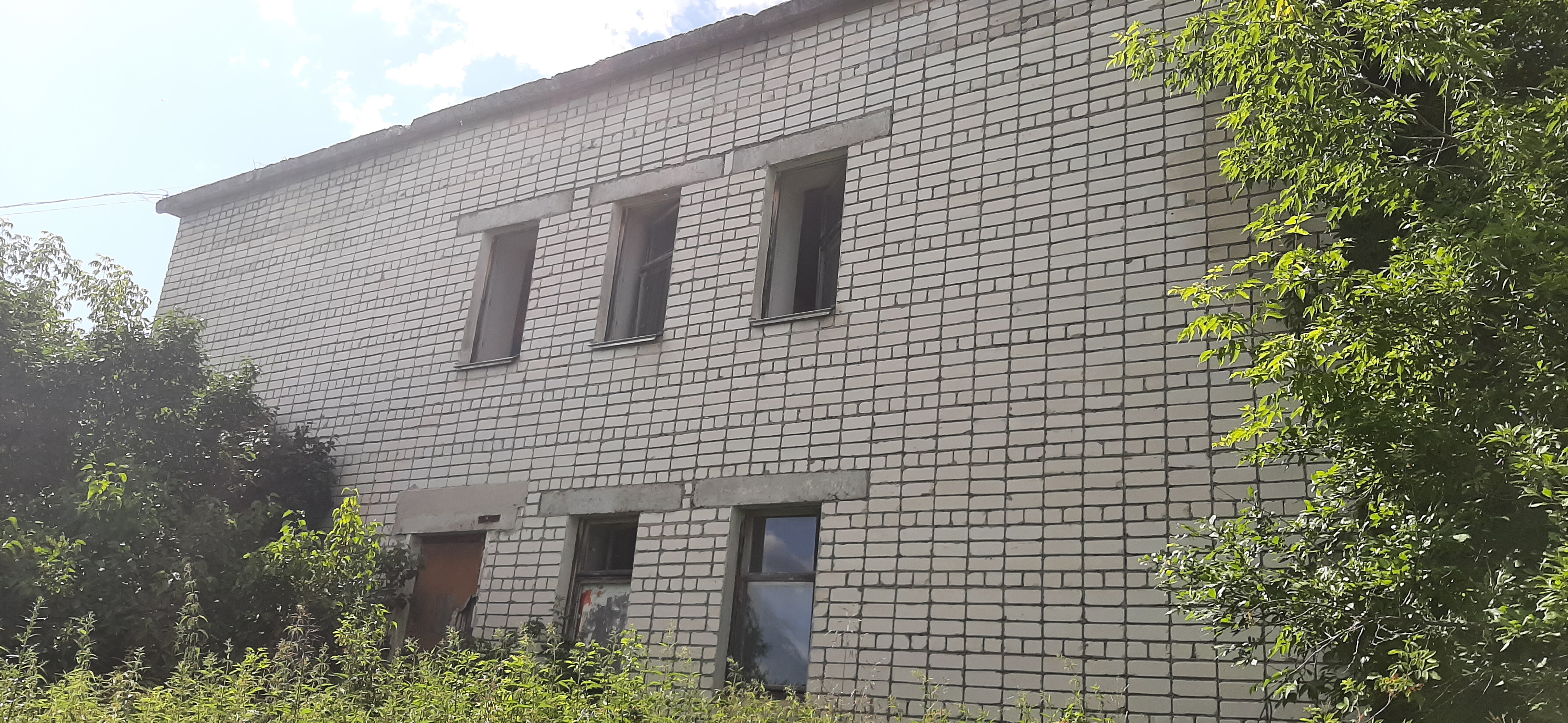 Нежилое здание, с кадастровым номером: 12:07:0190101:205, по адресу: Республика Марий Эл, Новоторъяльский район, д. Большая Лумарь, переулок Садовый, д. 9, площадью 777 кв.м.ма