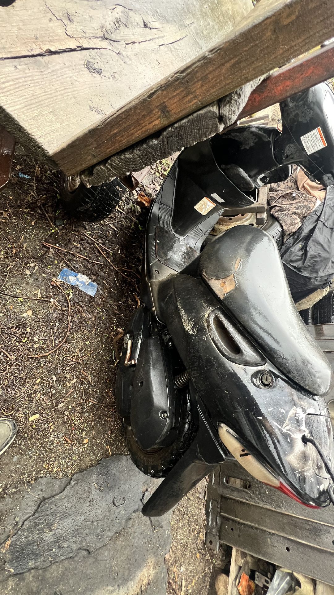 Скутер Suzuki модель AZ50UY, номер рамы СА1ЗФ-180540, без г/н