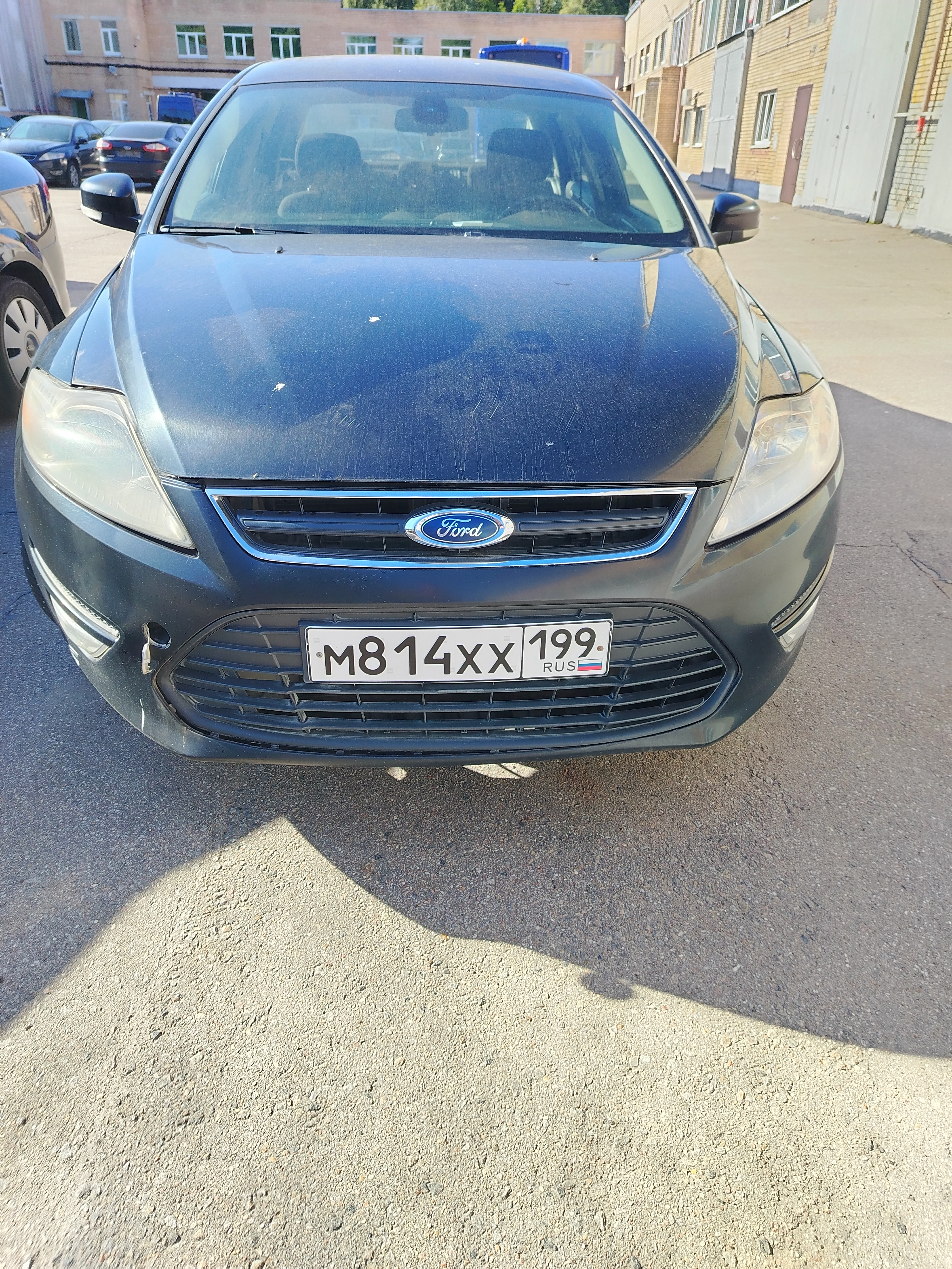 Легковой автомобиль
