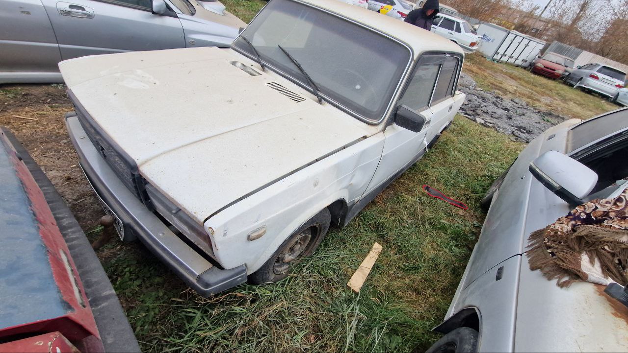 Автомобиль ВАЗ 21074, г/н А917ХК124, 2001г.в., VIN XTA21074011470119, комплектность и состояние не проверялась данное имущество обращено в доход государства, находится в Ачинском районе