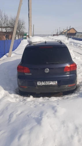 Автомобиль Volkswagen Tiguan, 2012 г.в., г/н Н516ОР702, идентификационный номер (VINXW8ZZZ5NZCG126225),