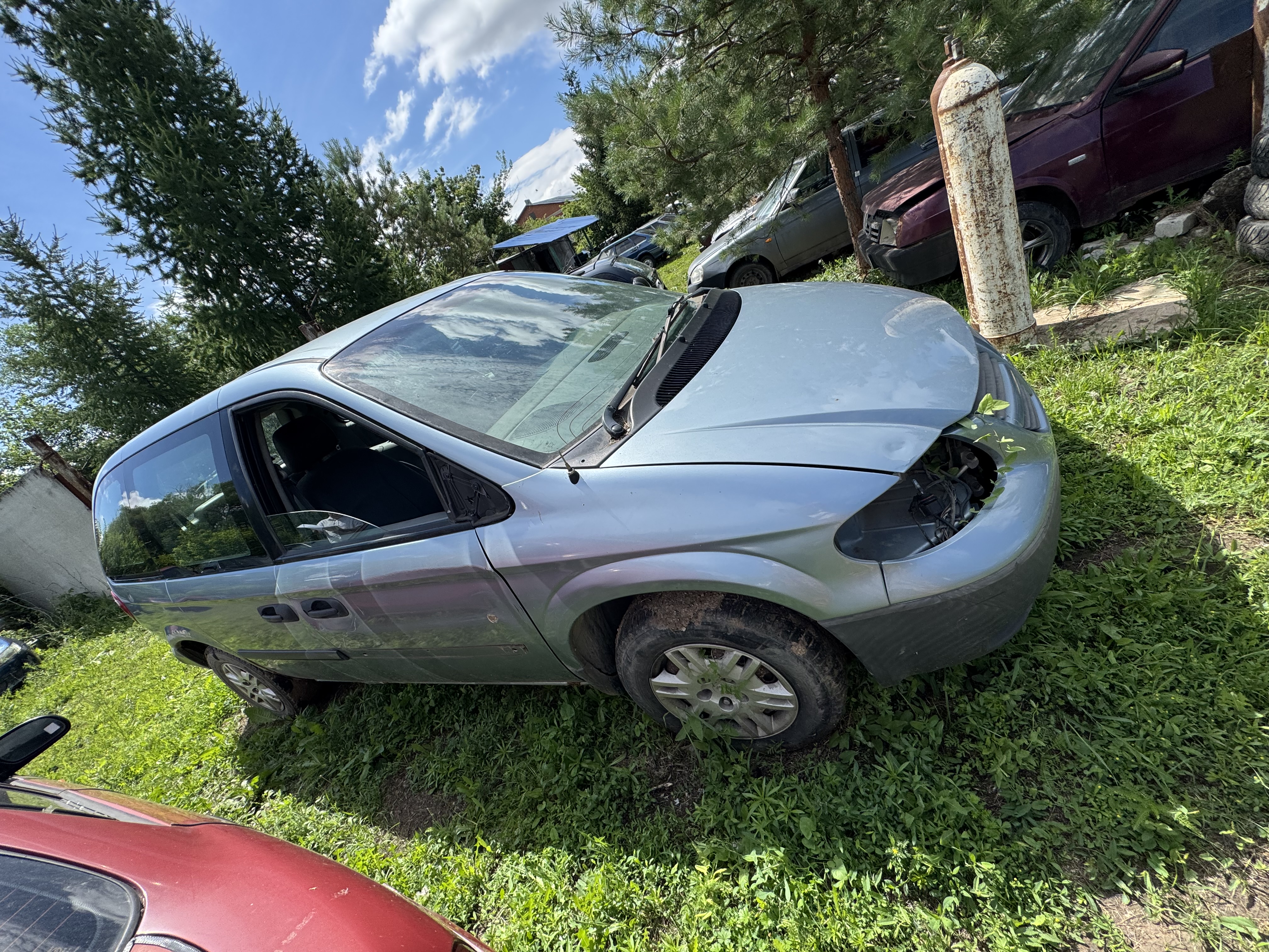 Лот №6 – Автомобиль Dodge Caravan, 2005 г.в., (64-010240)