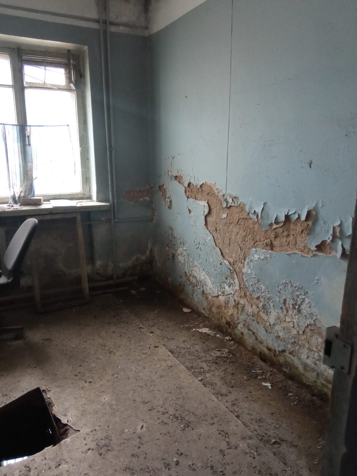 Помещение Пл. 13.7 кв. м. Местоположение: Псковская область, г Великие Луки, пл Вокзальная, д 1, пом 1006 Кадастровый номер 60:25:0040511:562