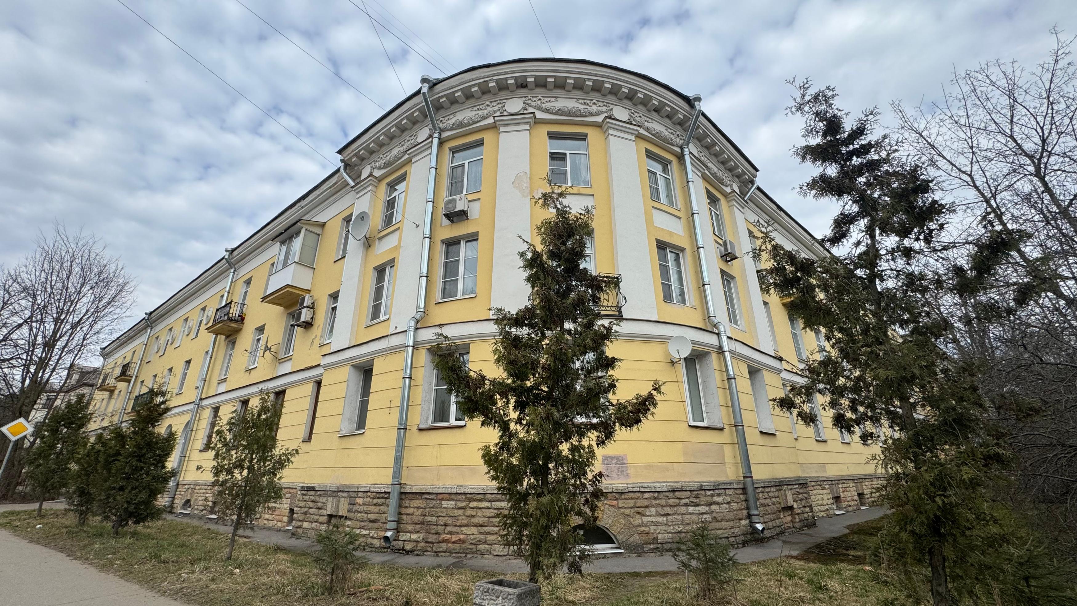 Нежилое помещение, находящееся в государственной собственности Санкт-Петербурга, расположенное по адресу: Российская Федерация, Санкт-Петербург, внутригородское муниципальное образование города федерального значения Санкт-Петербурга город Павловск, Детскосельская улица, дом 17/17, литера А, помещение 1НЧ