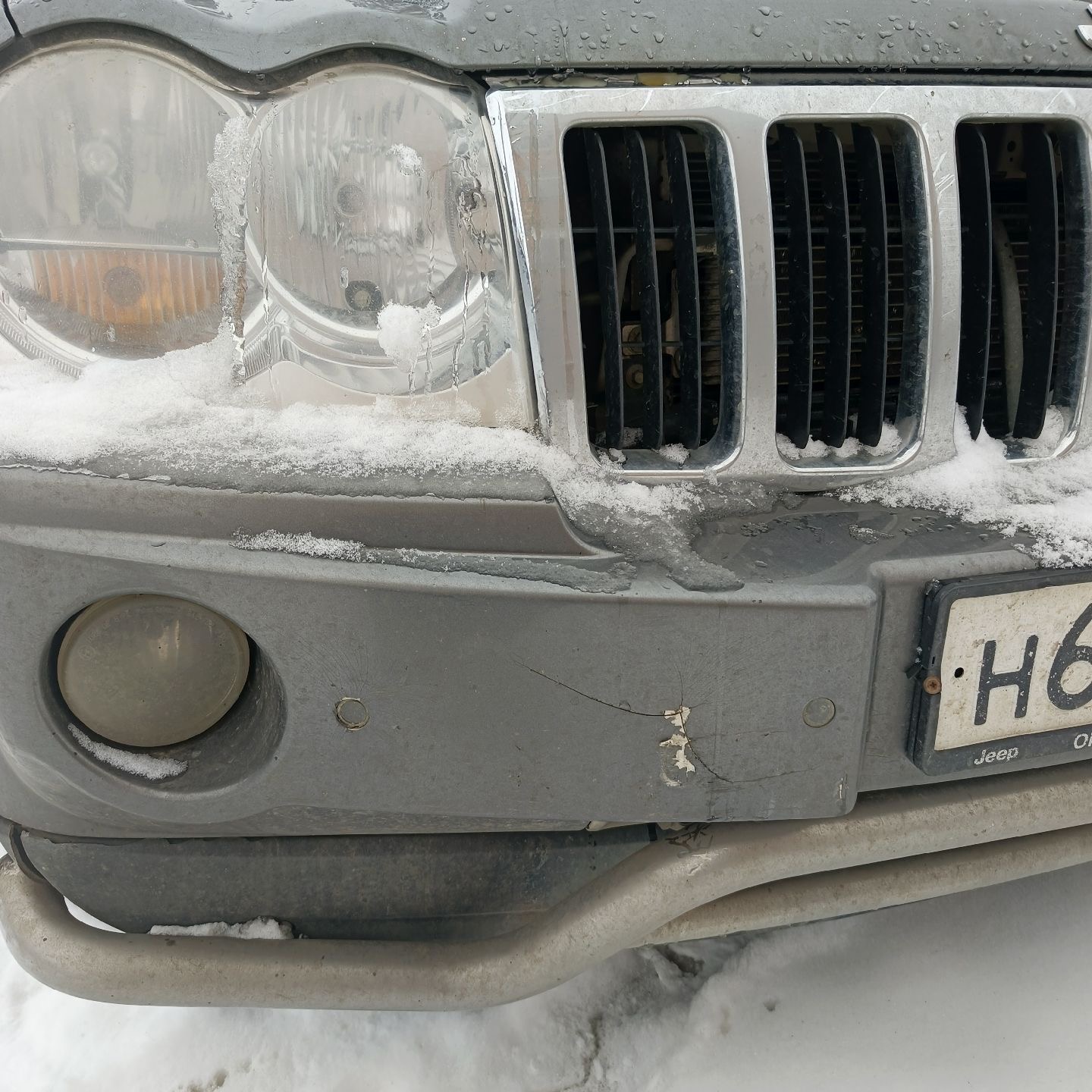 Легковой автомобиль JEEP GRAND CHEROKEE 3.0TD, 2007г.в., г/н Н629МВ124, VIN 1J8HCE8M47Y547128, номер кузова 1J8HCE8M47Y547128, номер двигателя 3ТD отсутствует, цвет серый. Начальная цена продажи 1 088 000 руб. Задаток 163250 руб.