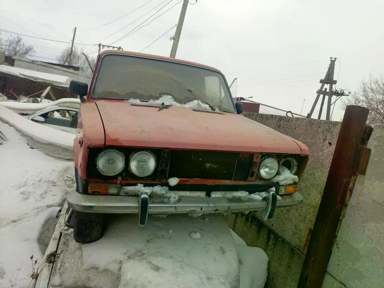 Автомобиль ВАЗ 21033, без г/н , 1981 г.в., кузов № 2103 1169553, двигатель № 5188626, цвет красный, комплектность и состояние не проверялась данное имущество обращено в доход государства. Находится в г. Ачинск (Документы отсутствуют)