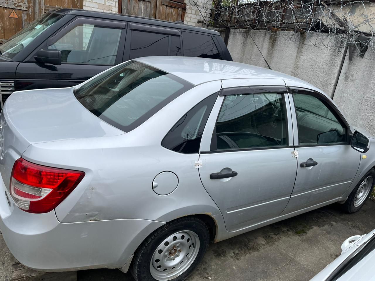 Автомобиль марки Лада Гранта, г/н Р601СС196, VIN XTA219010D0139227 2013 г. в.