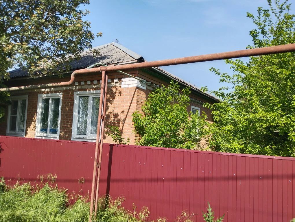 Жилой дом, площадь 96 кв.м, кадастровый номер 26:01:061818:124, адрес: Российская Федерация, Ставропольский край, м.о. Красногвардейский, с. Преградное, пер. Веселый, д. 22; земельный участок, площадь 2400 +/- 17 кв.м, кадастровый номер 26:01:061910:13, Почтовый адрес ориентира: Российская Федерация, Ставропольский край, м.о. Красногвардейский, с. Преградное, пер. Веселый, з/у 22.