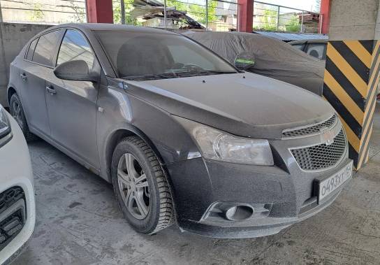 Легковой автомобиль CHEVROLET CRUZE, 2012 г.в., г/н: О493ХТ154, VIN: XUFJA686JC3043088, цвет-черный металлик (залог)