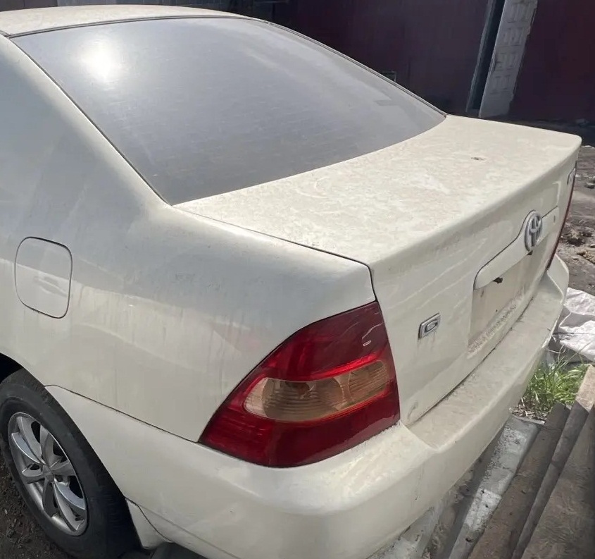 Автомобиль TOYOTA COROLLA, г/н У254ВО124 (отсутствует), 2000 г.в., кузов № NZE1213002897, двигатель № 1NZ A051697, цвет белый комплектность и состояние не проверялась данное имущество обращено в доход государства, находится в г Ужур (Документы и ключи отсутствуют