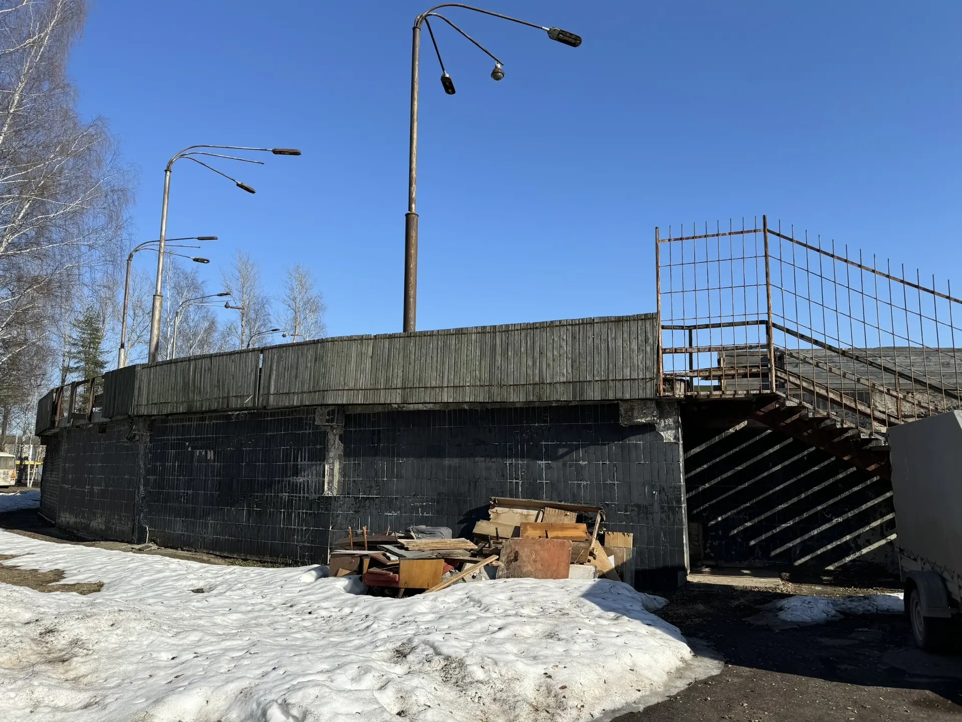 Право заключения договора аренды нежилых подтрибунных помещений под склад в здании Велотрека, расположенного по адресу: г. Ярославль, пр. Ленинградский, д.43