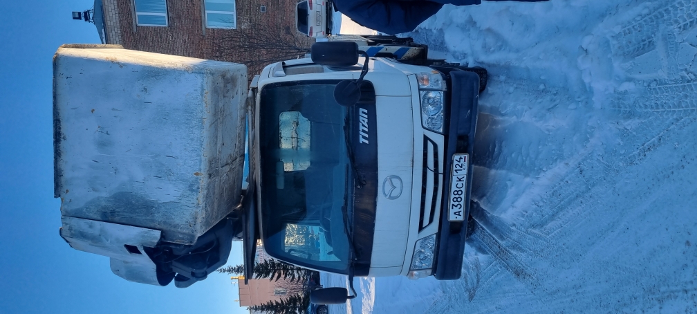 Грузовой автомобиль MAZDA Titan, 2003г.в., г/н A388CК124, VIN отсутствует, номер шасси (рамы) WH38H100035, номер двигателя 755216, цвет белый. Начальная цена продажи 3 787 538,80 руб., в т.ч. НДС 682998,80 руб. Задаток 568200 руб.