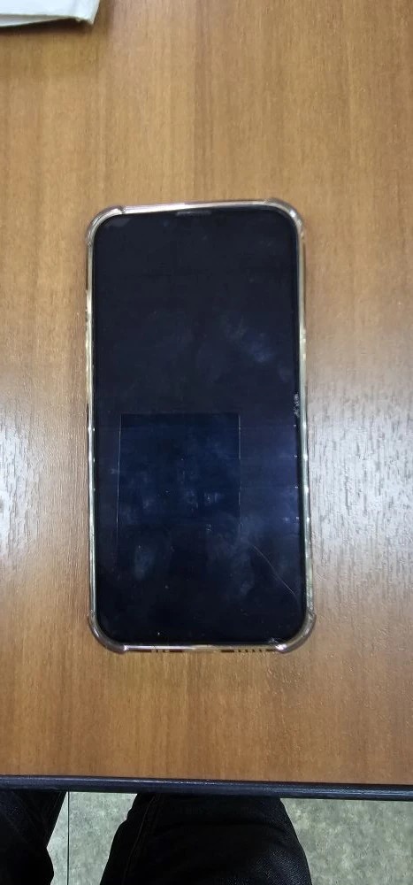 Сотовый телефон IPhone 13 Pro, Сотовый телефон iPhone 11,сотовый телефон iPhone 14, телефон Айфон 15+, сотовый телефон iPhone в корпусе белого цвета, Сотовый телефон Redmi A1+, Сотовый телефон Realme Сотовый телефон Realmi, Сотовый телефон Realme C55, сотовый телефон Redmi зарядное устройство отсутствует, телефоны заблокированы, комплектность и состояние  не проверялась данное имущество обращено в доход государства, находится в г Красноярск (Документы отсутствуют)