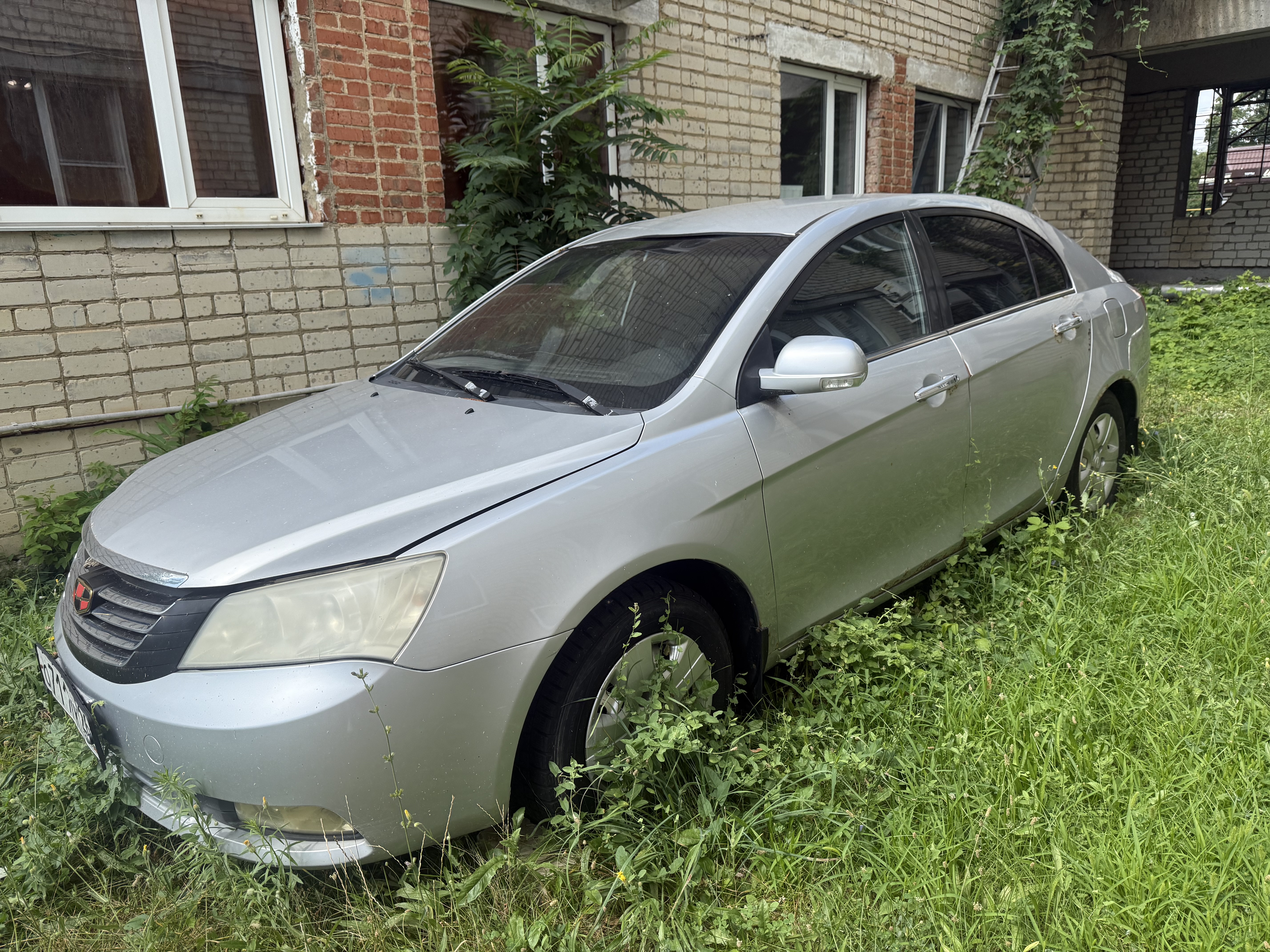 автомобиль GEELY EMGRAND (FE-1)