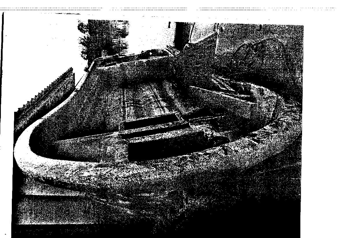 Маломерное судно "Ламинария", 1987 года постройки, без строительного номера, регистрационный номер Р68-20АС (судовой билет Д374699 от 13.07.2010), металлопластик, красного цвета, лакокрасочное покрытие с потертостями, мотор отсутствует.