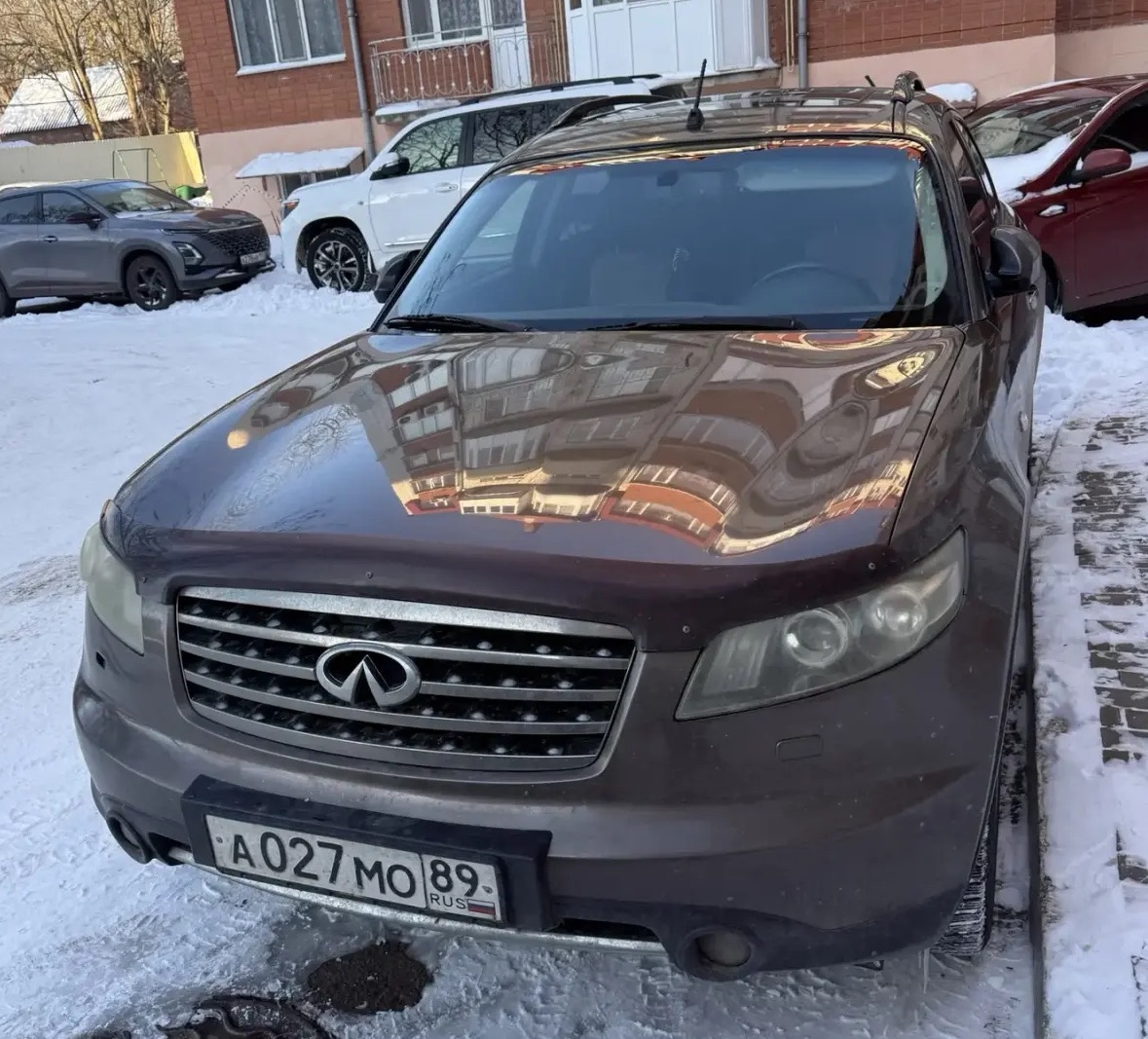 Д-к Ларина У.Н. А/м INFINITI FX35 PREMIUM, г/в 2007, г/н А027МО89, VIN JN1TANS50U0001365. Обременение:арест, н/ц 1 526 366,00 руб., з-к 305 273,00 руб., ш/а 15 264,00 руб.